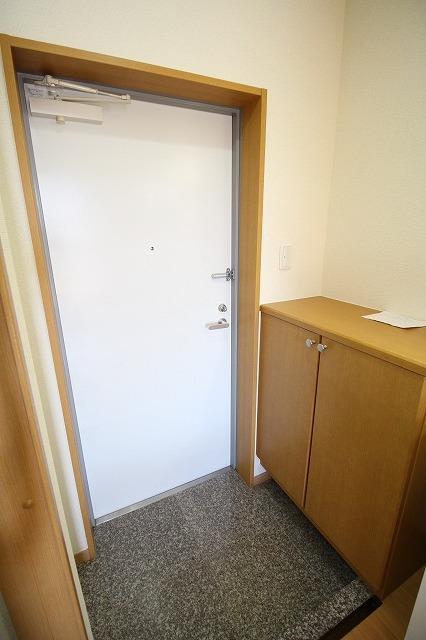 玄関　※別室参照