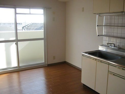 キッチン　※他部屋参照、現況優先