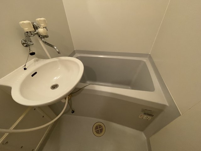 カラコレスの風呂写真