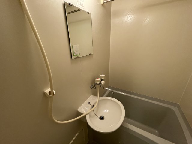 カラコレスの内装写真