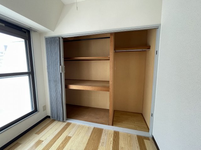 収納　ウォークインクローゼットです