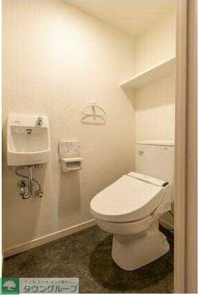 トイレ　前回募集時のお写真になります。現況優先です。