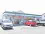 コンビニ　ファミリーマート八幡川口店（コンビニ）まで370m