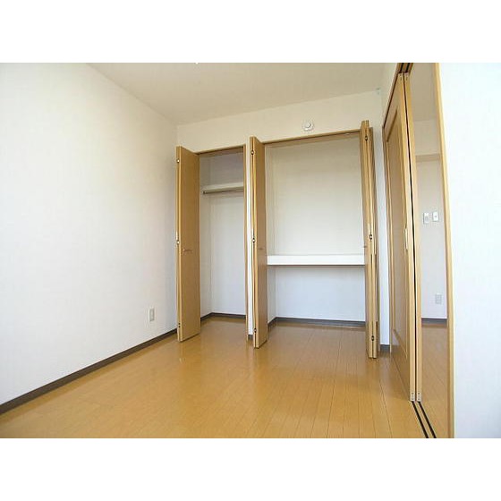 収納　洋室収納