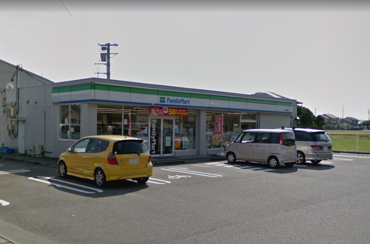 コンビニ　ファミリーマート島田岸町店（コンビニ）まで40m