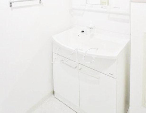 洗面設備　独立洗面台です。