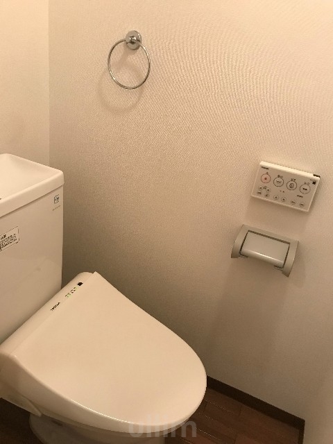 トイレ　※同タイプの他のお部屋です