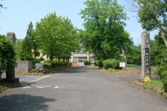 小学校　琴浦町立八橋小学校（小学校）まで634m