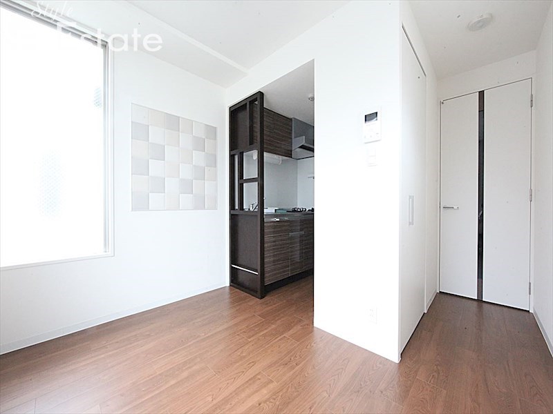 居室・リビング　内装