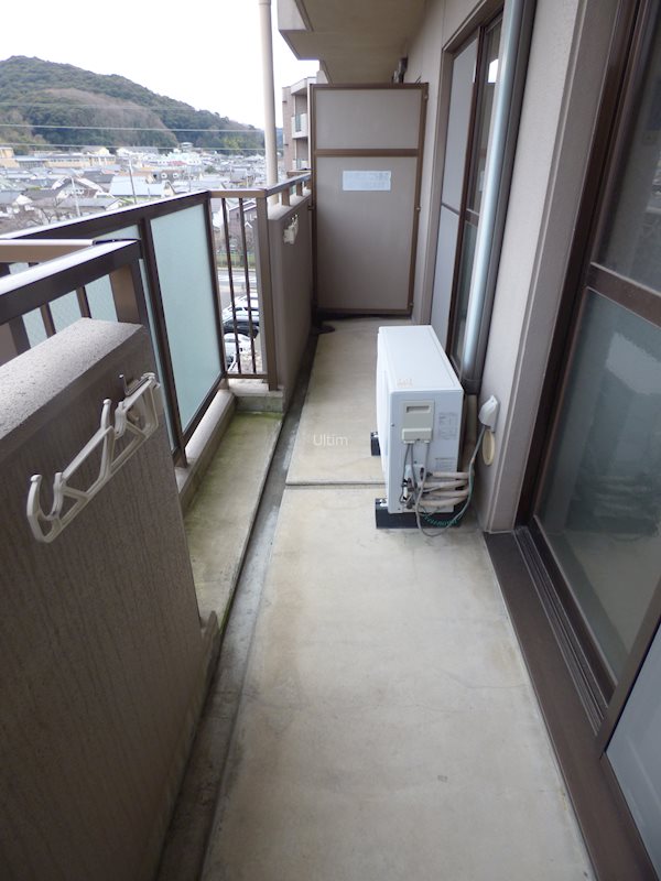 バルコニー　別部屋のお写真です。ご参考までに！