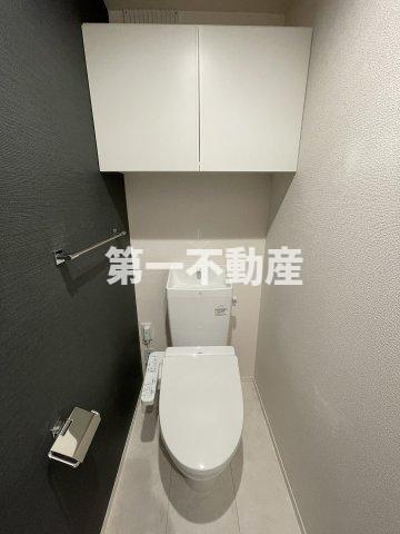 トイレ　温水洗浄便座