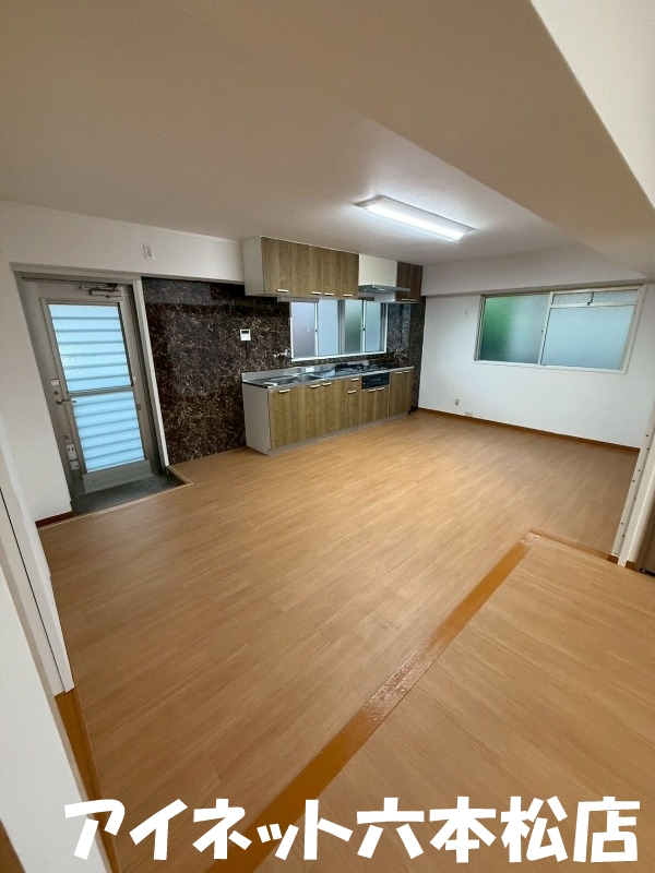 居室・リビング　広々ゆったり空間。