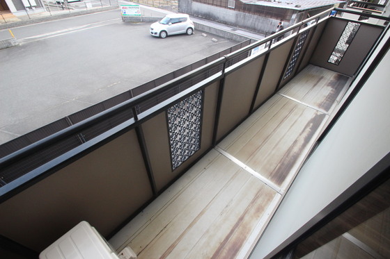 バルコニー　※別部屋の写真です