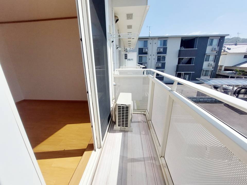 バルコニー　バルコニー