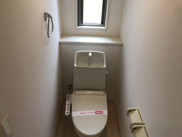 トイレ　トイレ