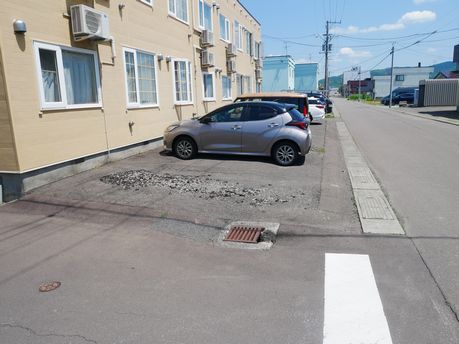 駐車場　駐車場