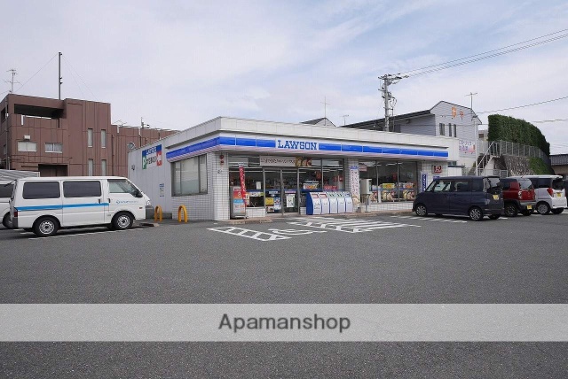 コンビニ　ローソン（コンビニ）まで330m