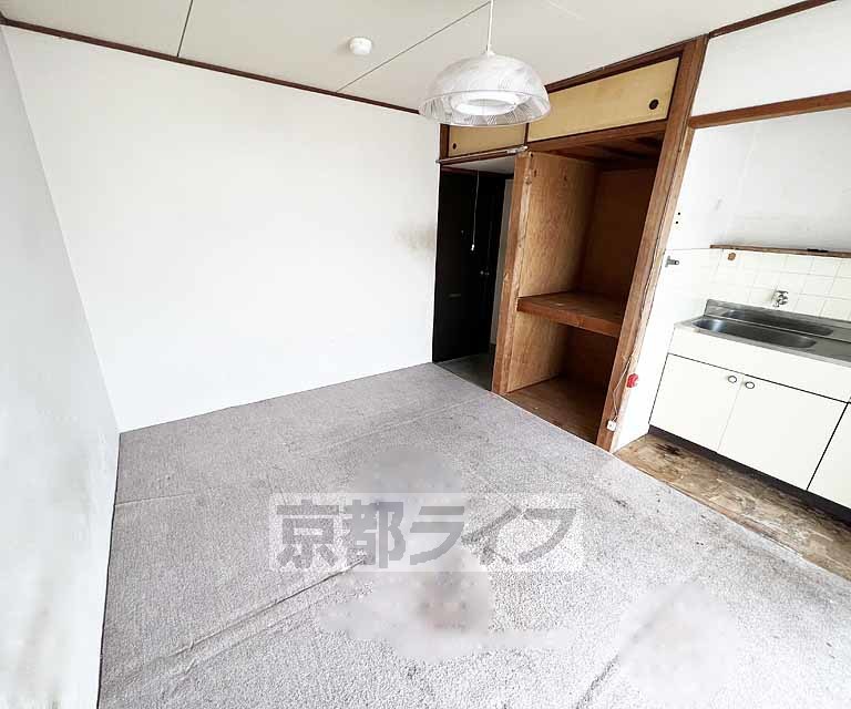 居室・リビング　倉庫利用にもおススメです