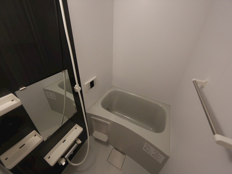 バス・シャワールーム　追い焚き付　オートバス機能付バスルーム