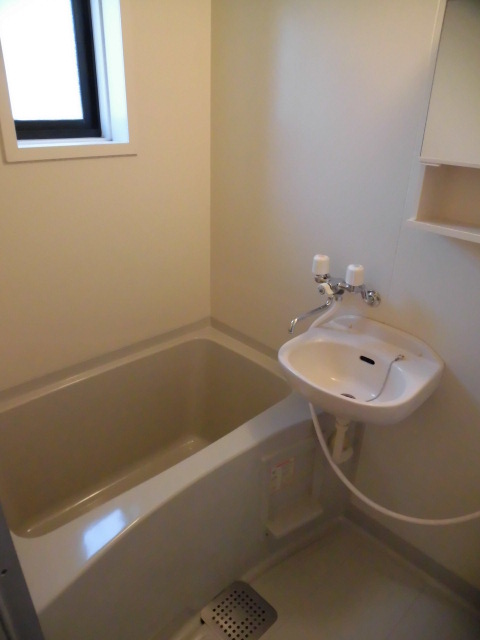 バス・シャワールーム　別部屋参考写真