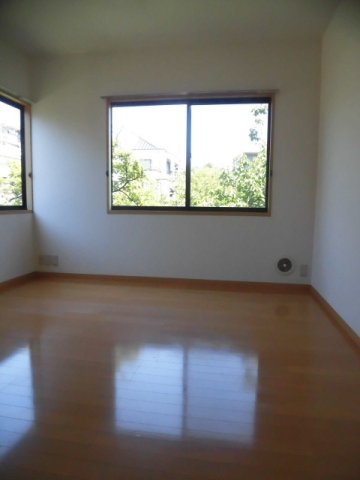 居室・リビング　別部屋参考写真