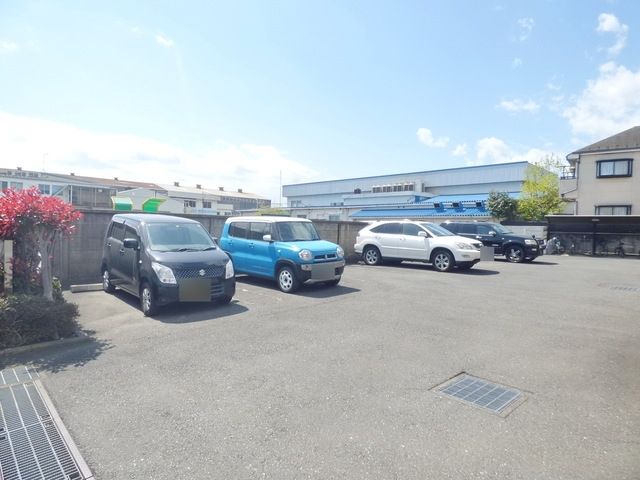 駐車場　☆敷地内駐車場☆