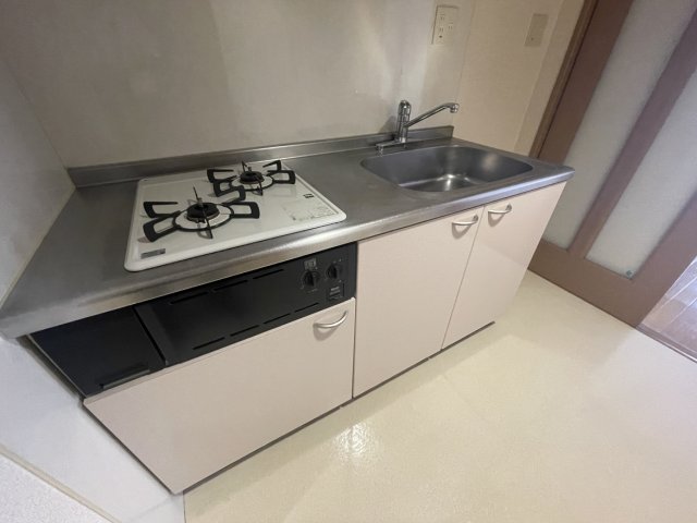 キッチン　同物件別室です。