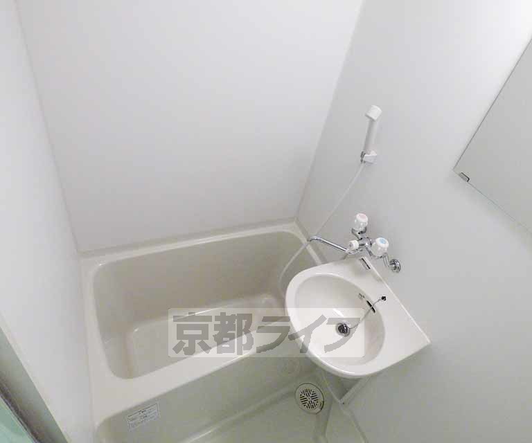 バス・シャワールーム　お風呂です。