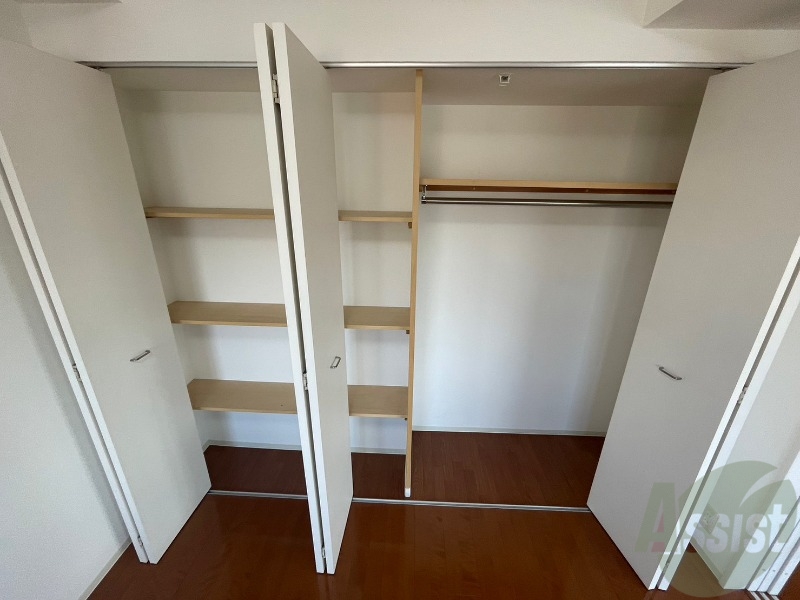 収納　洋室にはクローゼットがあるのですっきり片付きそうです。