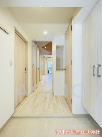 玄関　同マンション別部屋参考写真