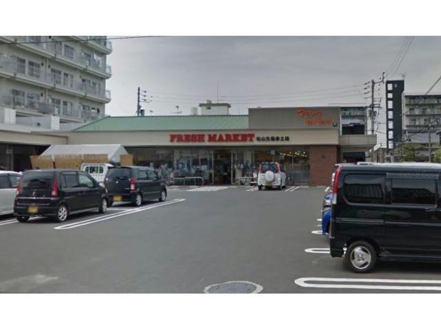 スーパー　松山生協余土店（スーパー）まで977m