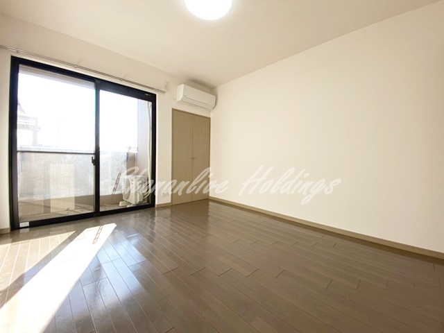 居室・リビング　日当たり良好♪南東向きのリビング