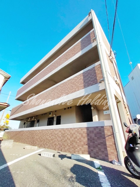 建物外観　重厚なRC施工・日当たり良好♪11月成約で1ヵ月フリーレント