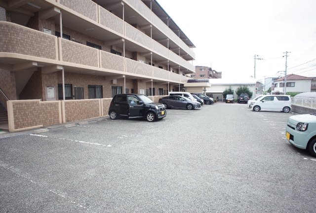 駐車場　カースペースがあります