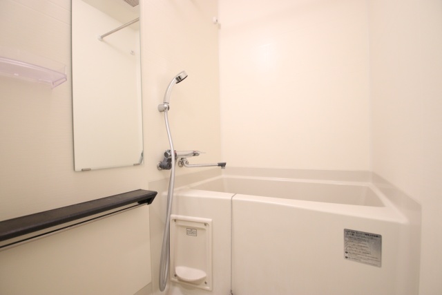 バス・シャワールーム　※別室の参考写真の為、現況優先です。