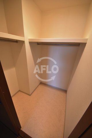 収納　ベリー海老江　ウォークインクローゼット