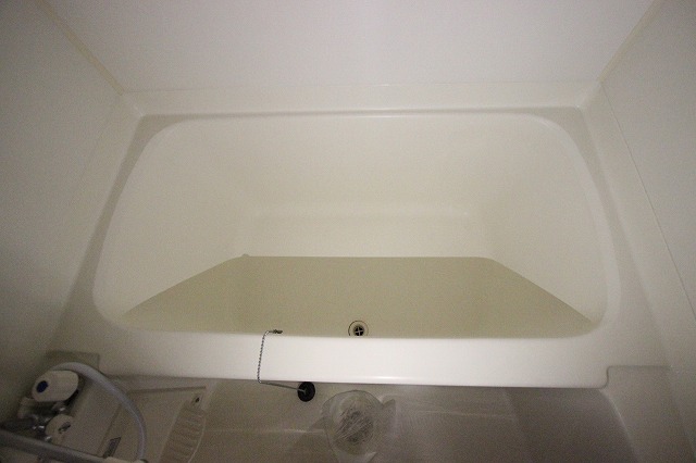 バス・シャワールーム　同物件、別号室のものです。