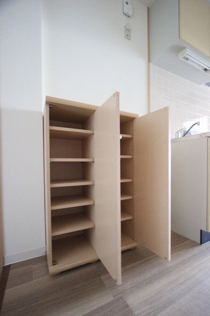 収納　同物件、別号室のものです。