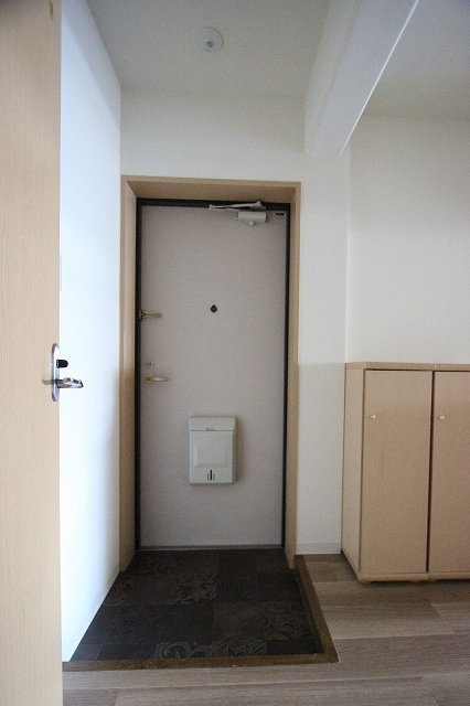 セキュリティ　同物件、別号室のものです。