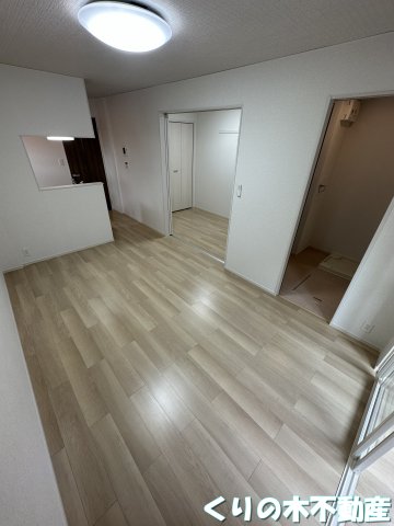 居室・リビング　こちらの居間で趣味の時間をお楽しみください