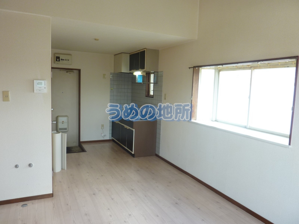 居室・リビング　P1550213　ロゴ圧縮済