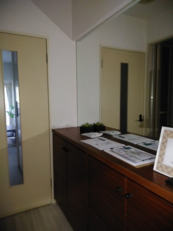 玄関　参考写真