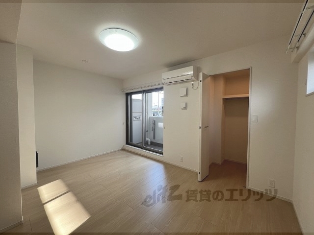 居室・リビング　洋室