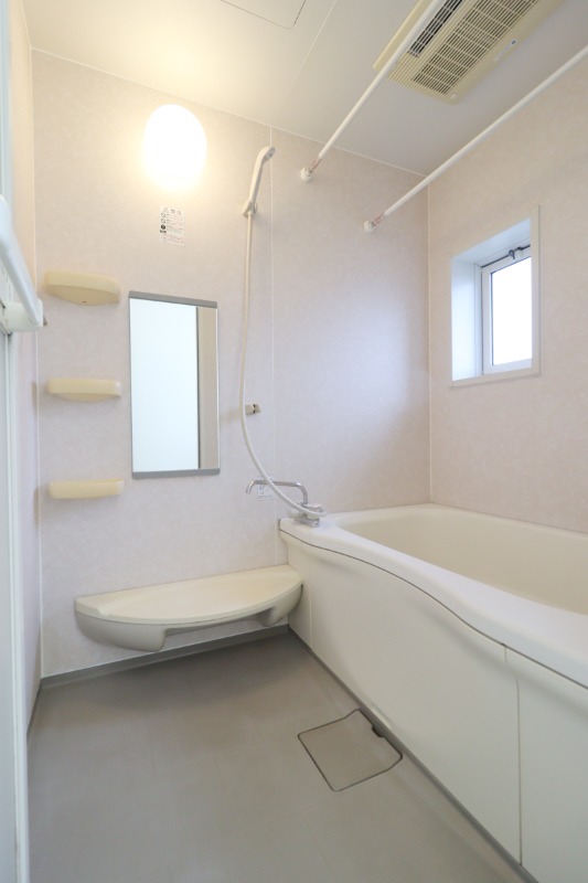 バス・シャワールーム　図面と現状に相違がある場合には現状を優先