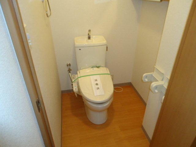 トイレ　シャワー付トイレ