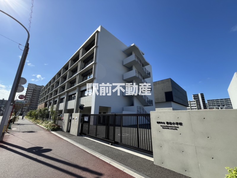 小学校　春住小学校（小学校）まで500m