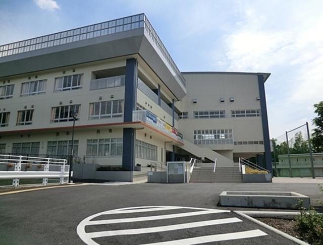 小学校　川崎市立東柿生小学校（小学校）まで348m