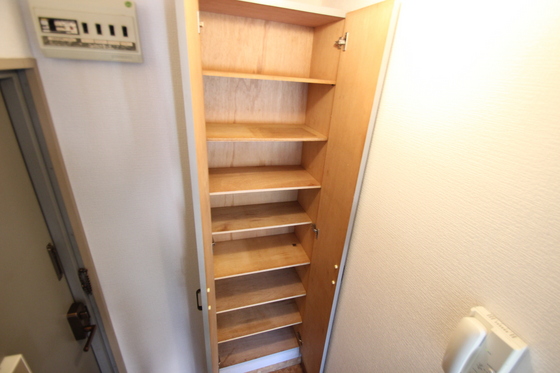 その他　※写真は別号室です