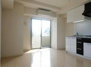 居室・リビング　※別部屋の参考写真です。