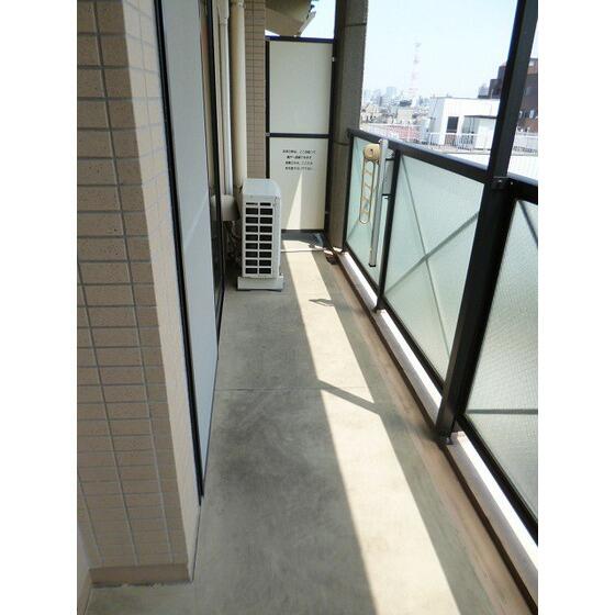 バルコニー　バルコニー